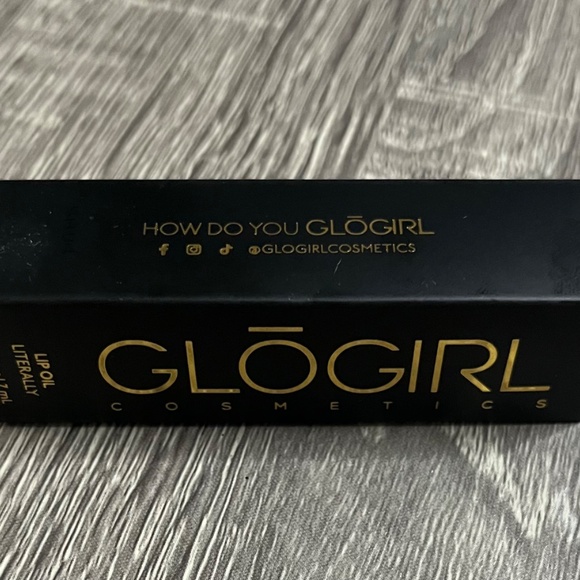 GloGirl Cosmetics Lip Oil Literally Shade Plumping Vegan  Full Size 7ml NEW - Picture 4 of 6